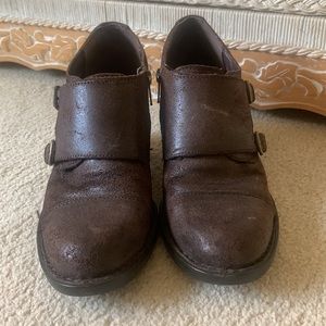 Born Distressed Leather Booties Sz 8